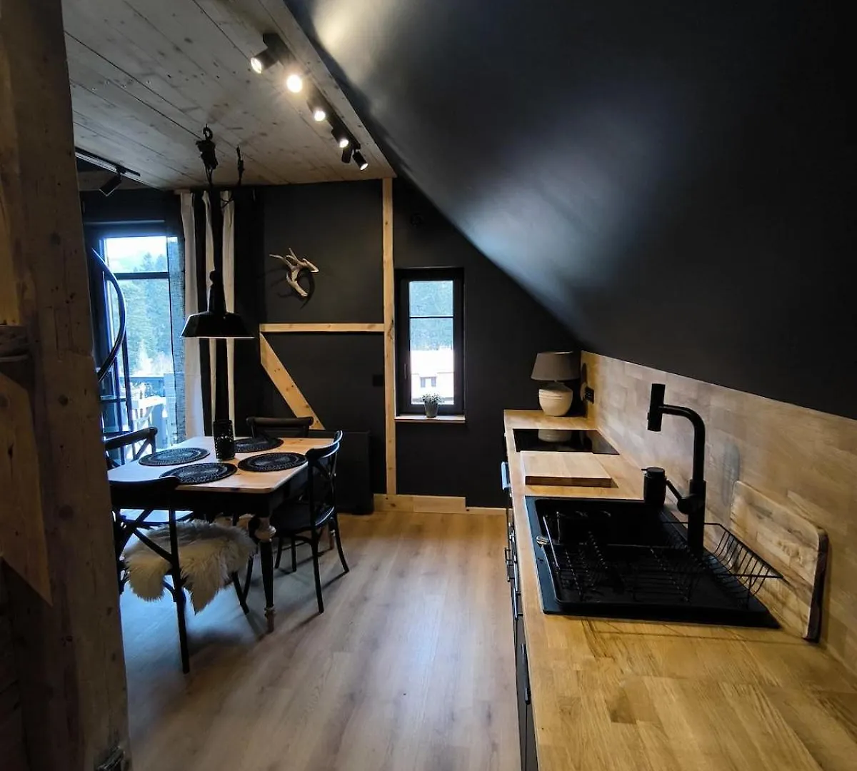 Black Horse Karpacz Polsko